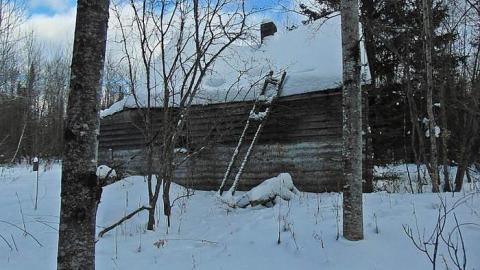 Red Trim in Lybster - Red-Trim-in-Lybster11.jpg