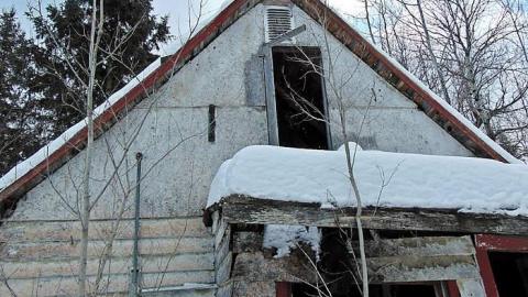 Red Trim in Lybster - Red-Trim-in-Lybster7.jpg