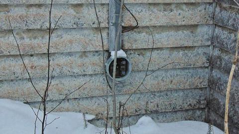 Red Trim in Lybster - Red-Trim-in-Lybster15.jpg