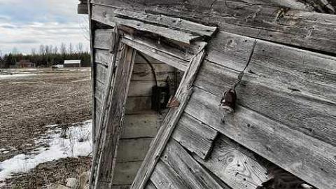 Natural Lighting only - Silverdales-House-of-Cards23.jpg