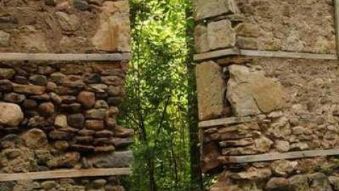 River and Ruin photo 5