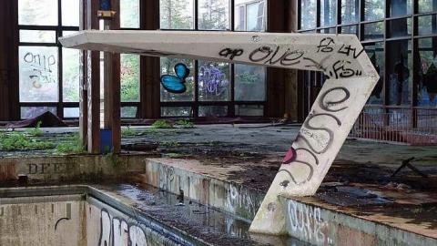 Five Star Pool - DSC02885.jpg