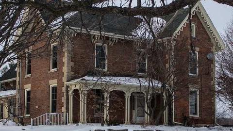 The Playhouse - the playhouse.jpg