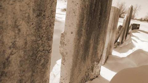 Their work is done - Buxton-Pioneer-Cemetery16.jpg