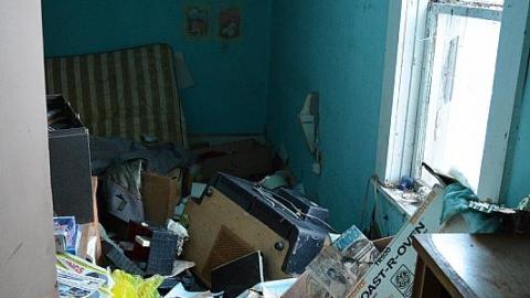 2 Frozen Visits (Feb.2015) - The-Smoke-House-Mystery47.jpg