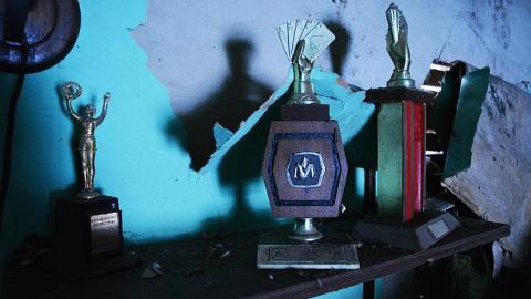 2 Frozen Visits (Feb.2015) - The-Smoke-House-Mystery32.jpg