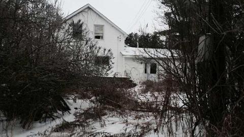 Haunted feeling - yqimage.jpg