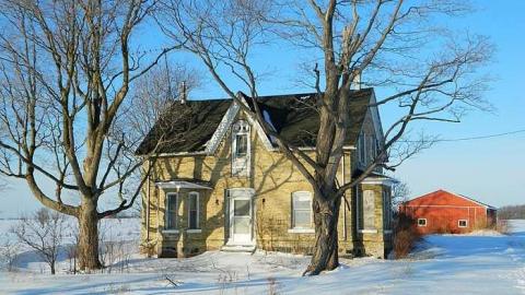 Inside Keith Farm - DSCN7095.jpg