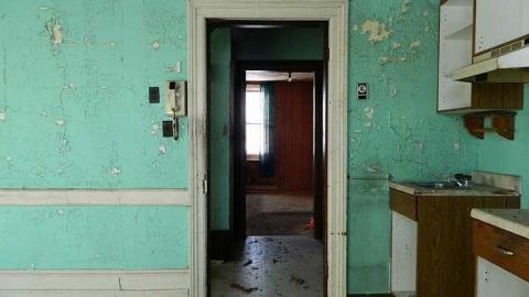 Inside Keith Farm - DSCN7139.jpg