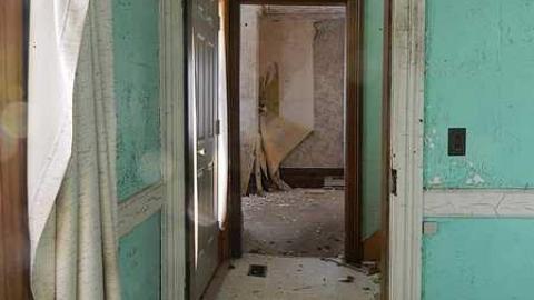 Inside Keith Farm - DSCN7155.jpg