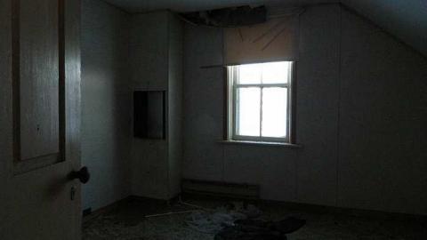 Inside Keith Farm - DSCN7282.jpg