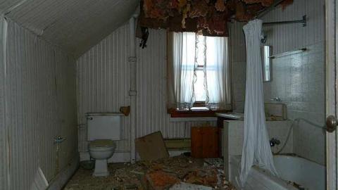 Inside Keith Farm - DSCN7250.jpg