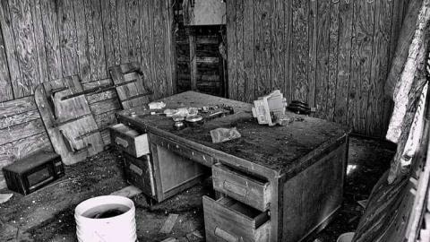 Broken Beauty photo 5