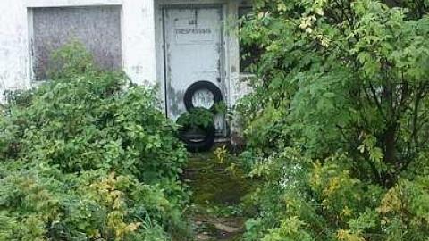 Aug 2013 - Foymont-Abandoned-RCAF-Station69.jpg