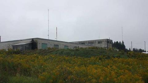 Aug 2013 - Foymont-Abandoned-RCAF-Station53.jpg