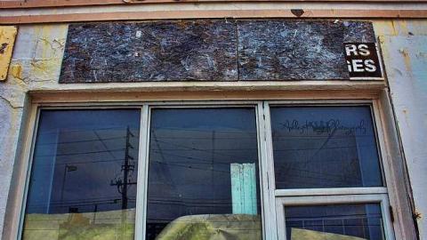 Maple Leaf Gas - Hamilton, Ontario