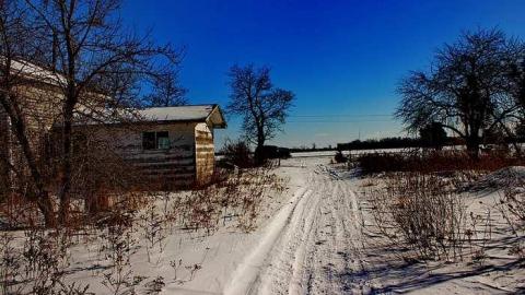 Check Inn Then CHECKOUT 2/15 - OAP Chatham-Kent Loc. x 3 snow 135_1.jpg