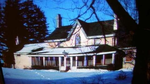 Meat Feast in Aurora  - Cannibal-Girls-Hazelburn32.jpg