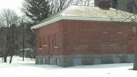 House - Old-School-House5.jpg