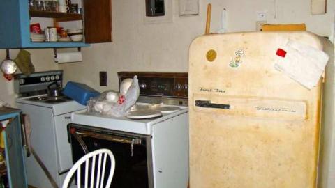 Gallery 2 - Wahnapitae-Art-Teachers-House33.jpg