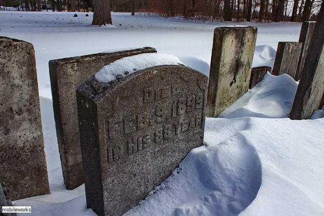 Pine Street Burying Ground - Norwich, Ontario