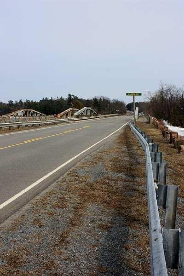 Landon's Twins - Leeds And The Thousand Islands, Ontario