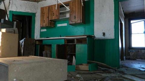 Winter 2013 - 15-Line-Farm-House62.jpg