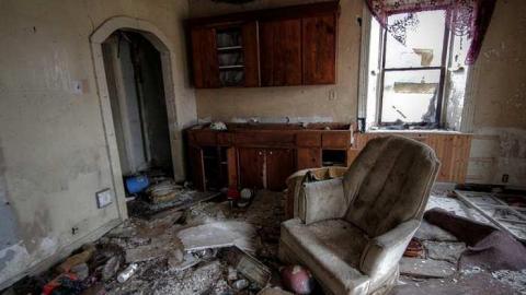 Stone House - Beautiful-Stone-House134.jpg