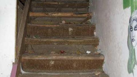 March 2011 - Isaac-Petch-Farmhouse34.jpg