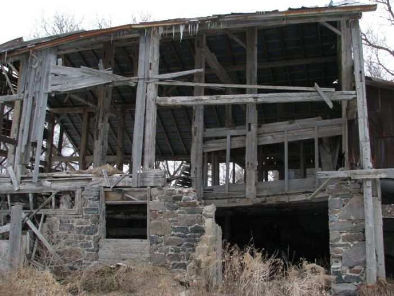 March 2011 - Isaac-Petch-Farmhouse40.jpg