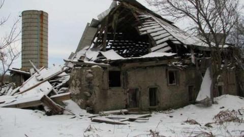 March 2011 - Isaac-Petch-Farmhouse43.jpg