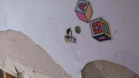 March 2011 - Aurora-White-Pillar-House32.jpg