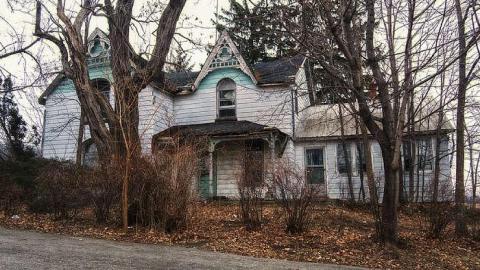 Cluttered Car-Nage photo 3