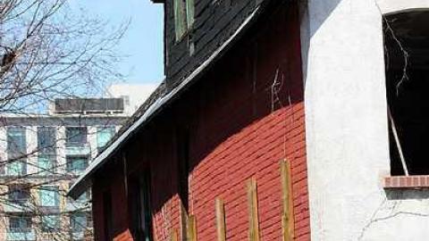 April 2015 - 05Apr-15C 253.jpg