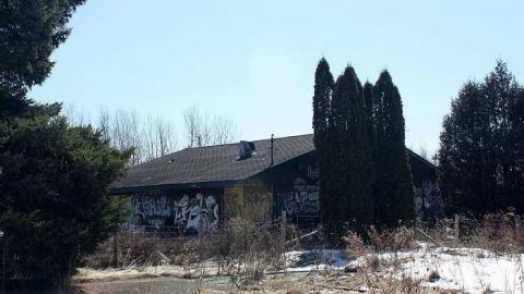 April 2015 - Thunderbird-Down49.jpg