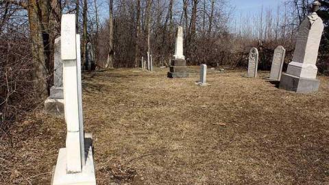 April 2015 - North-Rideau-Methodist-Cemetery32.jpg