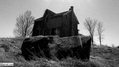 2015-04-12 - Melancthon-(ghost-town)91.jpg