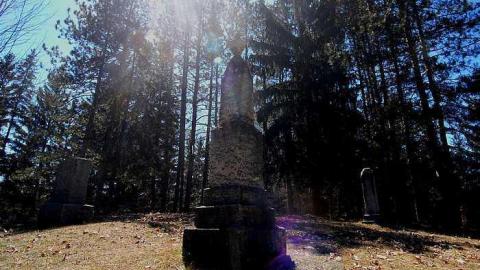 2015-04-18 - Storeys-Cemetery3.jpg