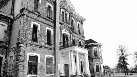 Doors were open! - Century-Manor-Asylum231.jpg