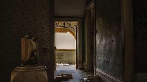 Beaver Fever (Canadian Psycho) - Across-The-River80.jpg