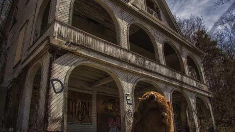 Beaver Fever (Canadian Psycho) - Across-The-River87.jpg