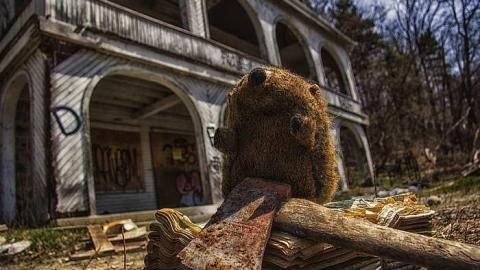 Beaver Fever (Canadian Psycho) - Across-The-River33.jpg