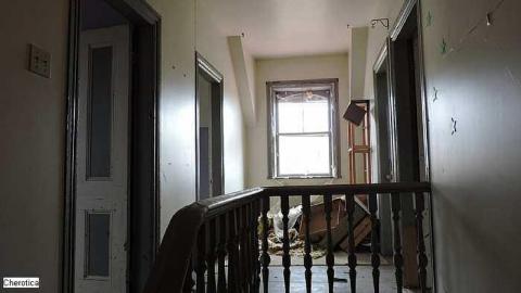 Banisters and Bow Windows - DSCN2947.jpg