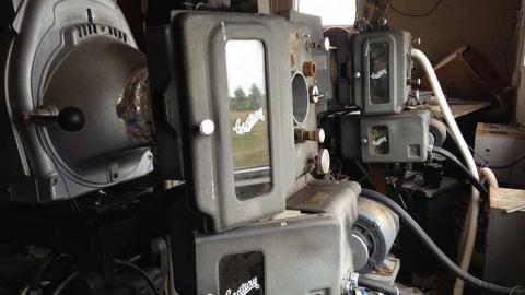 Mustang drive-in - Mustang-Drivein84.jpg