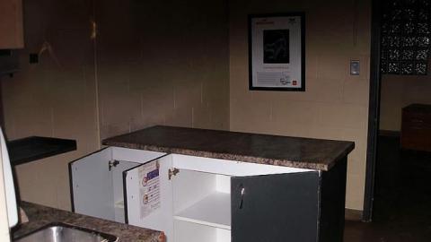 Jan 2015  - The-Pet-Vet8.jpg