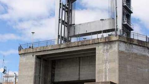 Carillon Canal - Ottawa-River-Military-Canals11.jpg