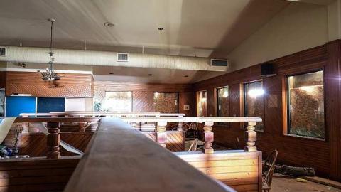 Stop 50 - Stop-50-Truck-Stop90.jpg