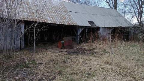 Throughout - Long-Island-in-Manotick74.jpg