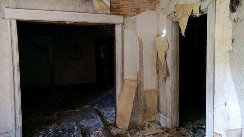 Throughout - Long-Island-in-Manotick77.jpg