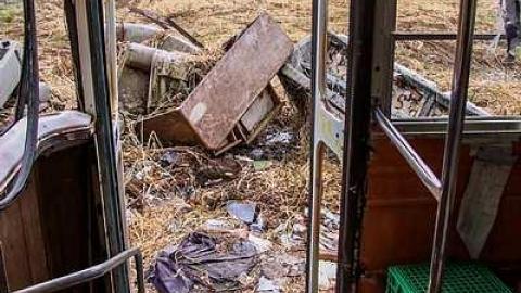 Shanty Bay Bus - Deepest-Darkest4.jpg